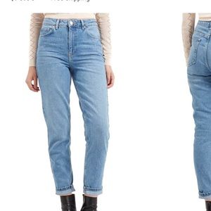 Topshop mom jeans. Size 25